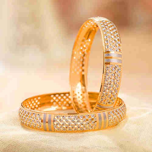 22Kt Gold Bangles With Hallmarked