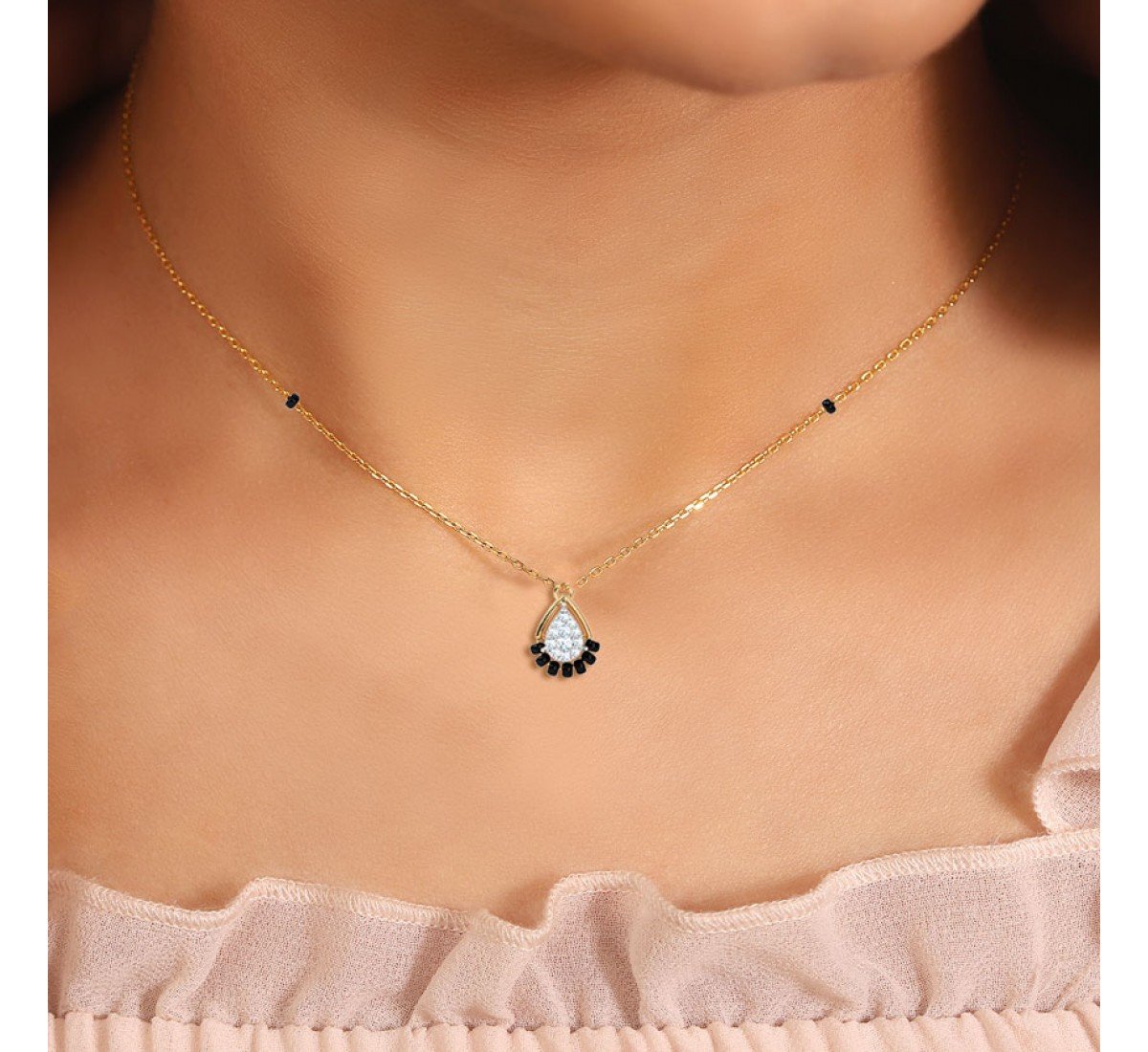 Quiverix Diamond Mangalsutra