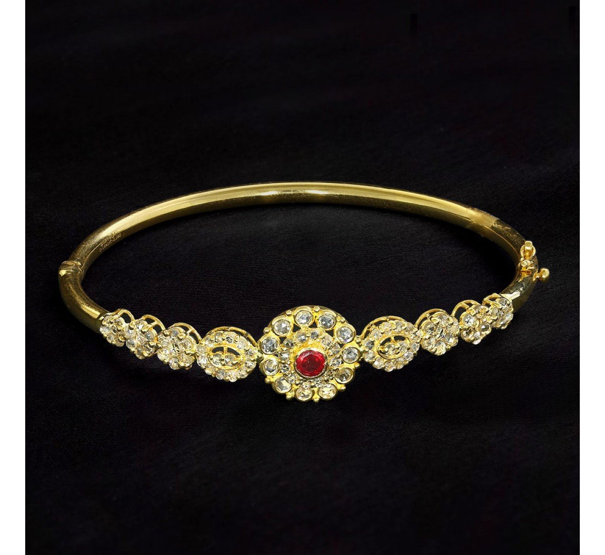 Vilaan Asya Gold Bangles