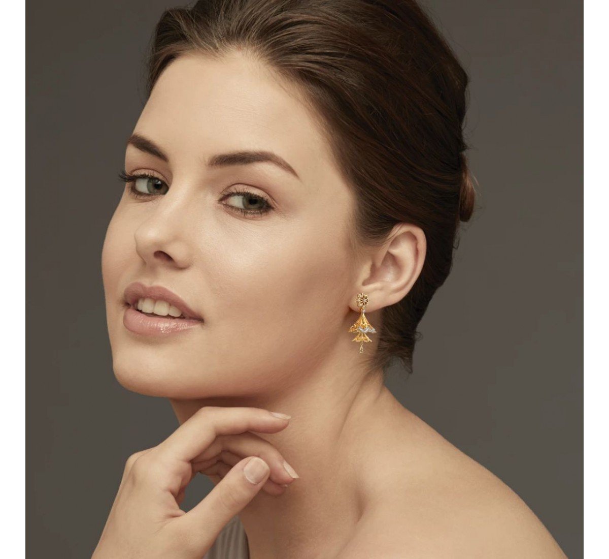 Alcove Nadia Diamond Jhumkas