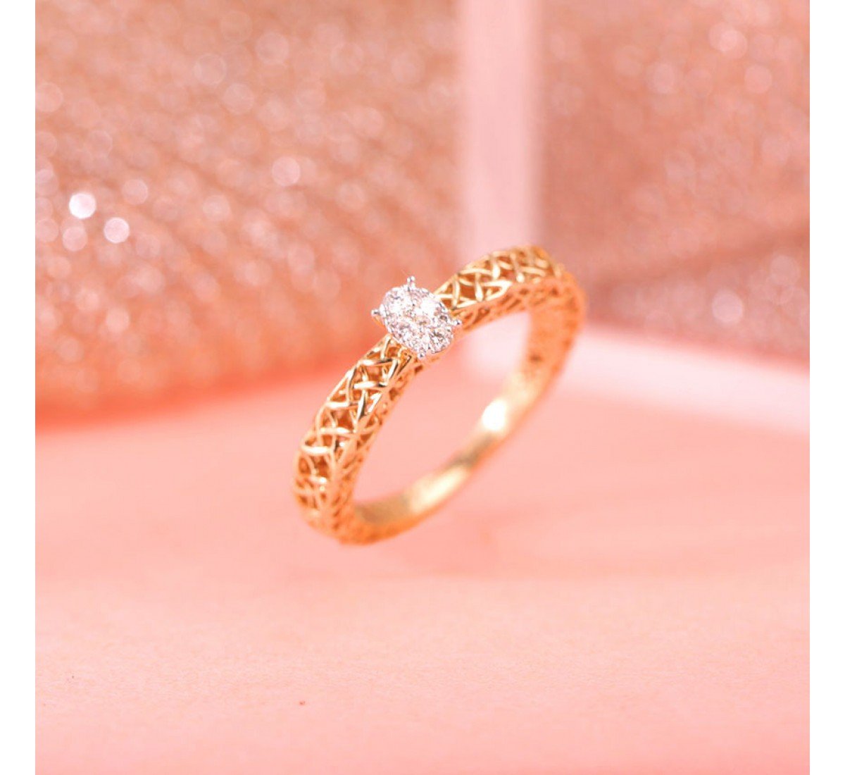 Cursive Primrose Diamond Ring