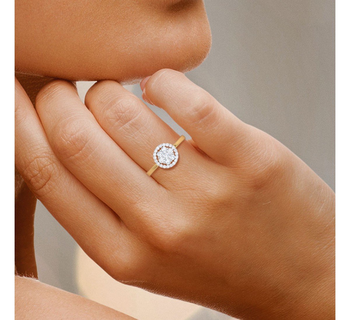 Elegance Seven Diamond Ring