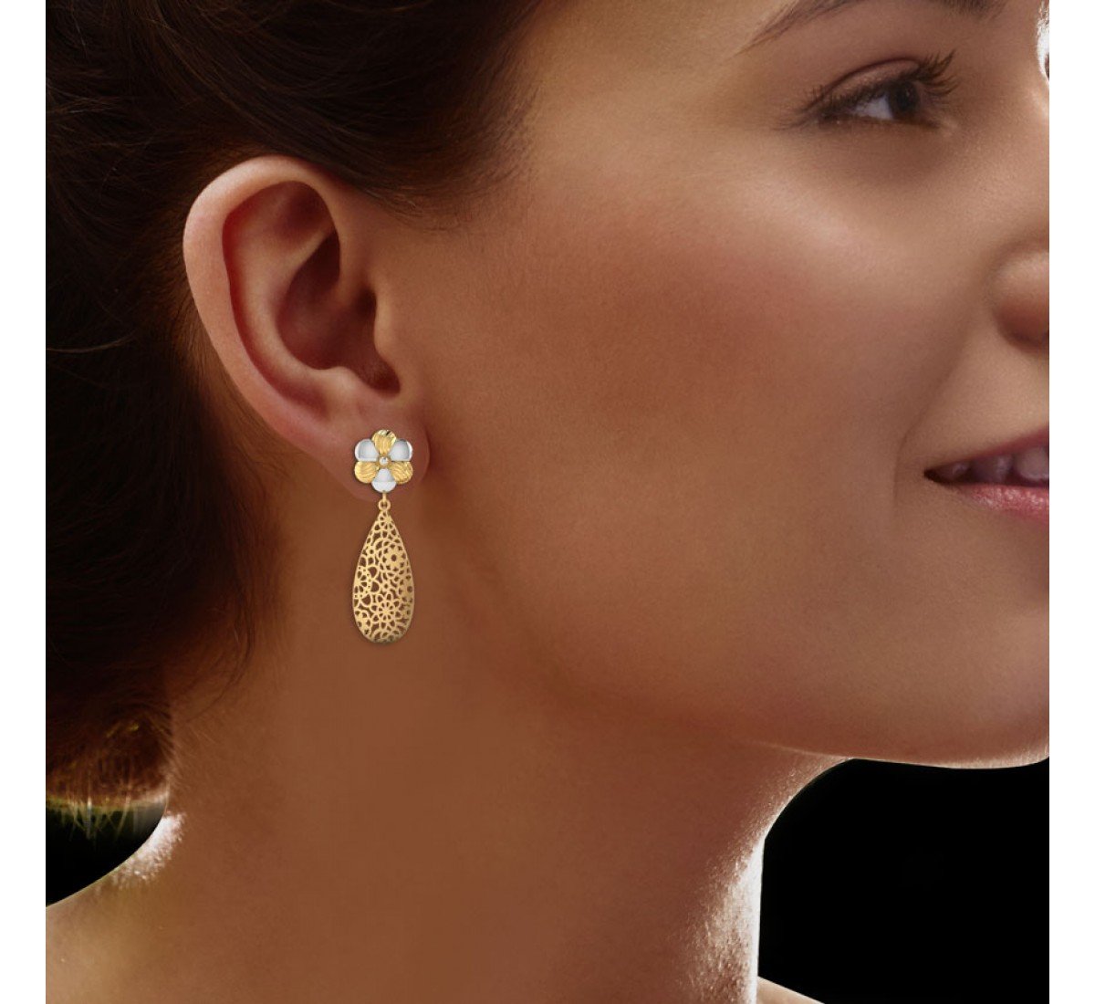 Aveline Jiera Gold Earrings