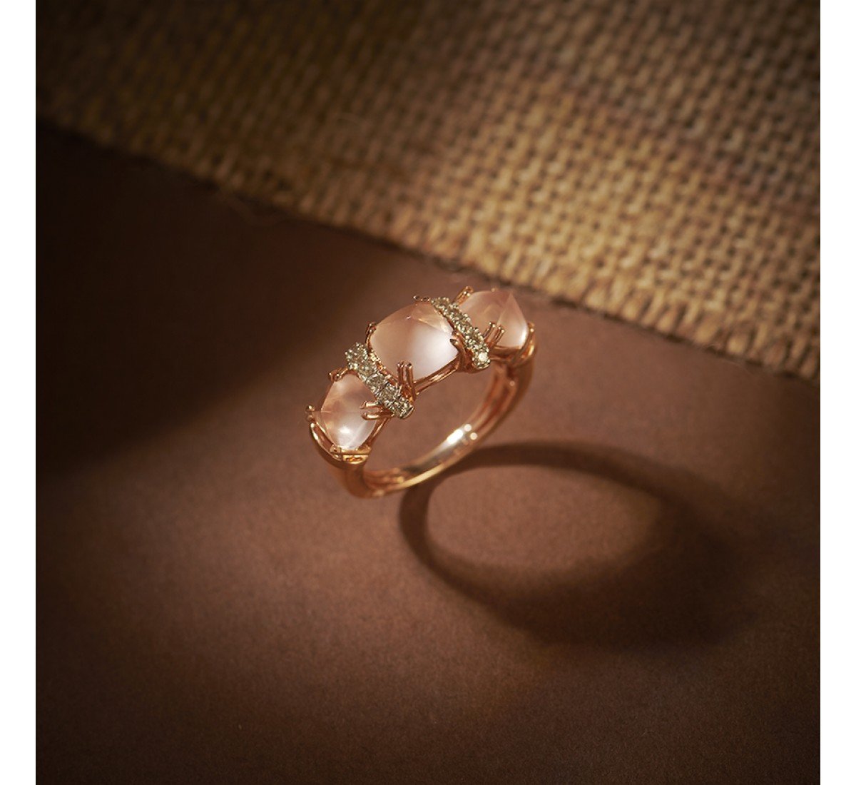 Swirly Ridge Gemstone Ring