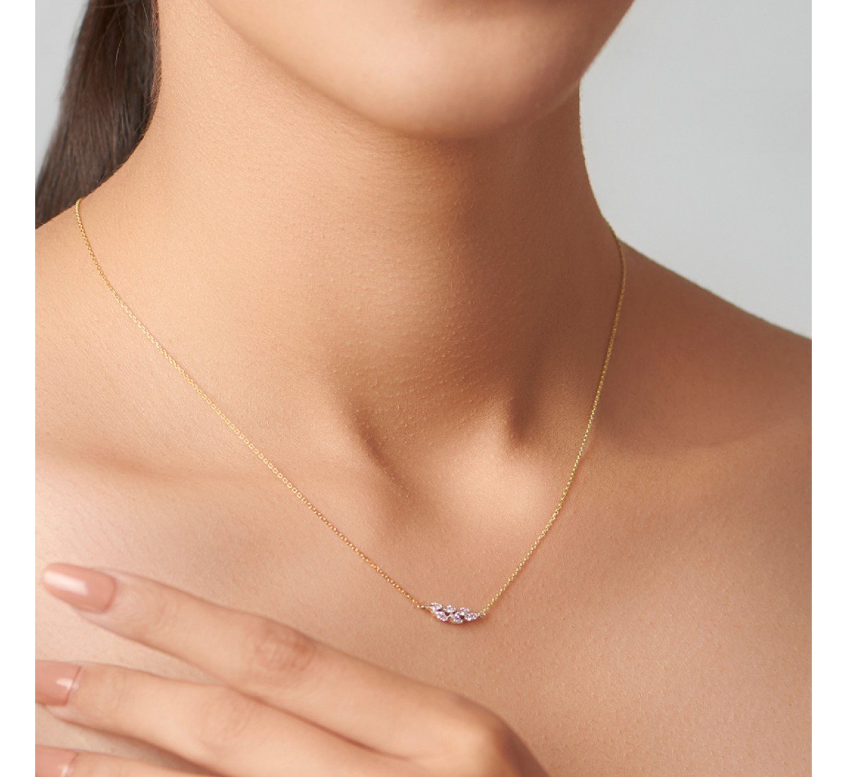 Wry Cluster Diamond Necklace