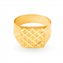 Splendid Gold Square Ring