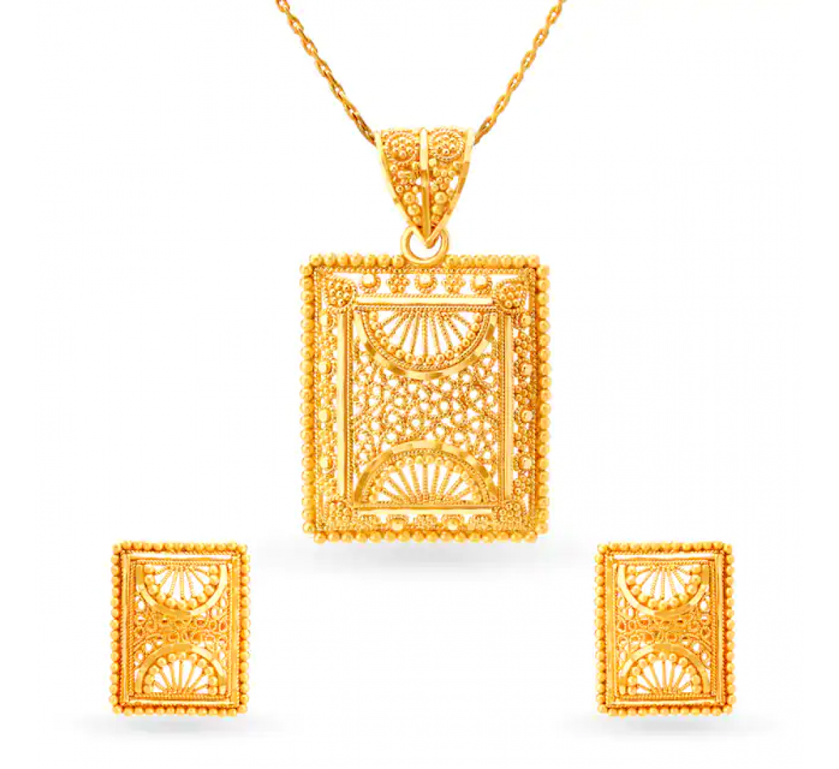 Elaborate Gold Pendant Set