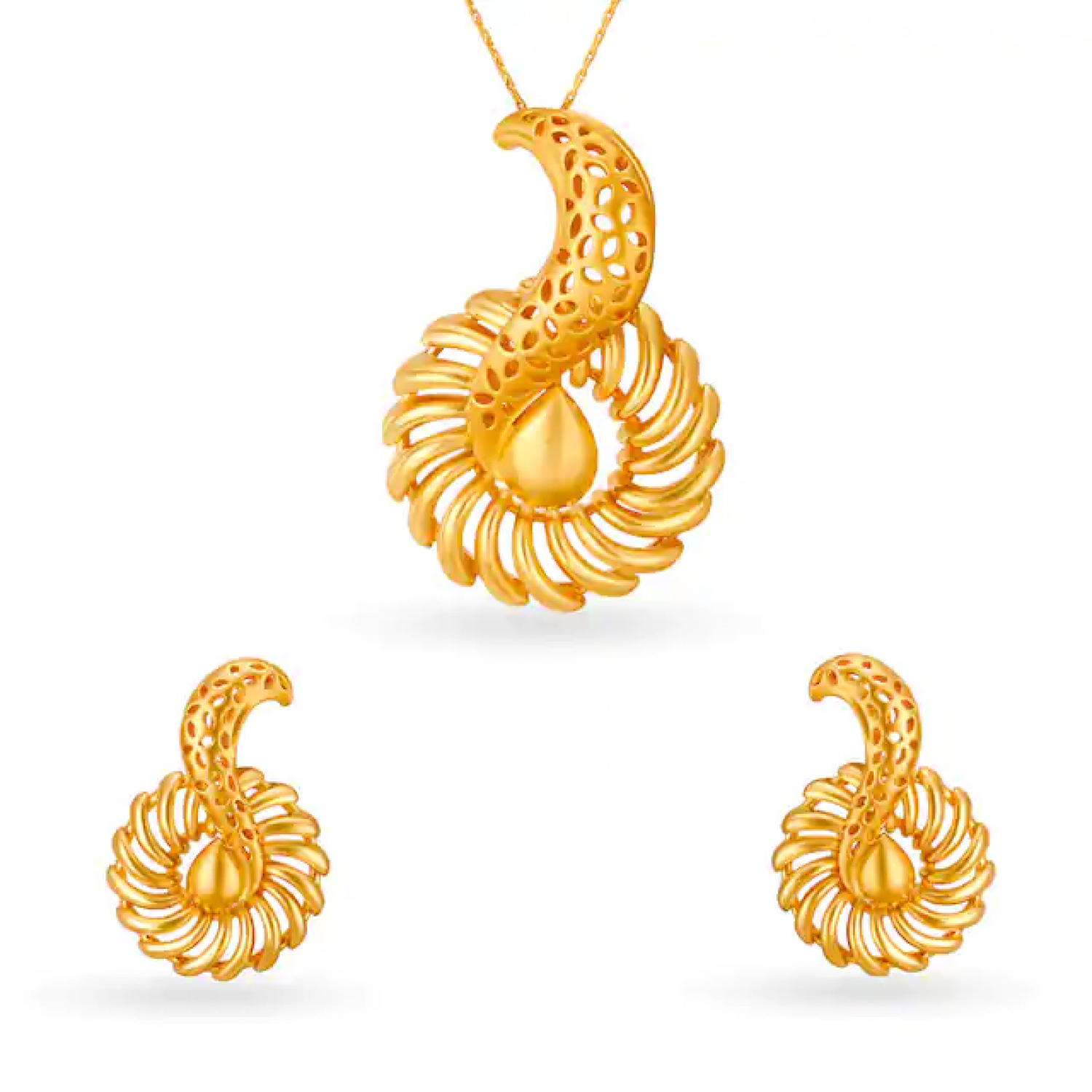 Captivating Gold Pendant Set