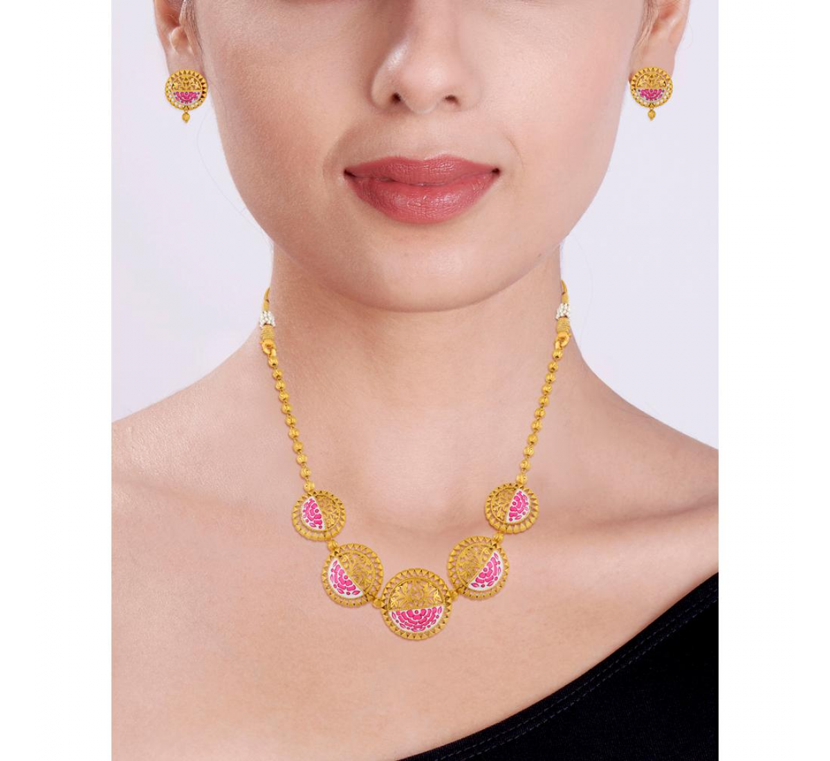 Round Design Gold Necklace Set