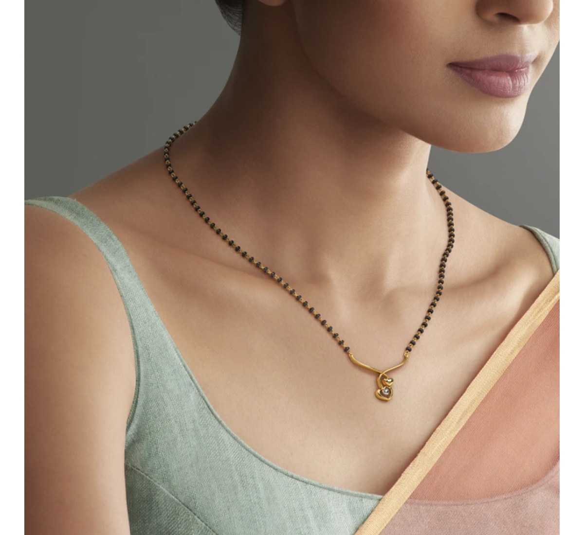 Classical Nia Gold Mangalsutra