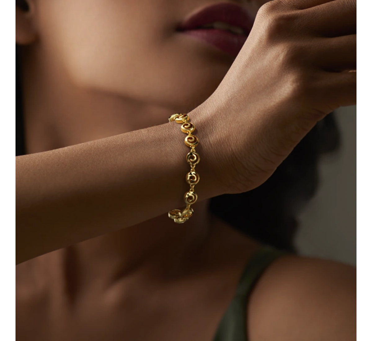 Swirl Gold Bracelet