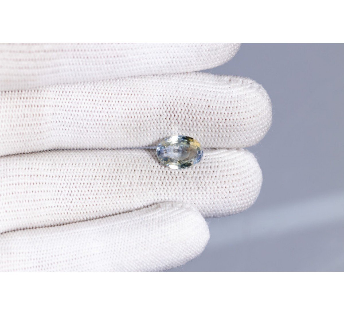 Natural Pitambari 4.56 Carat