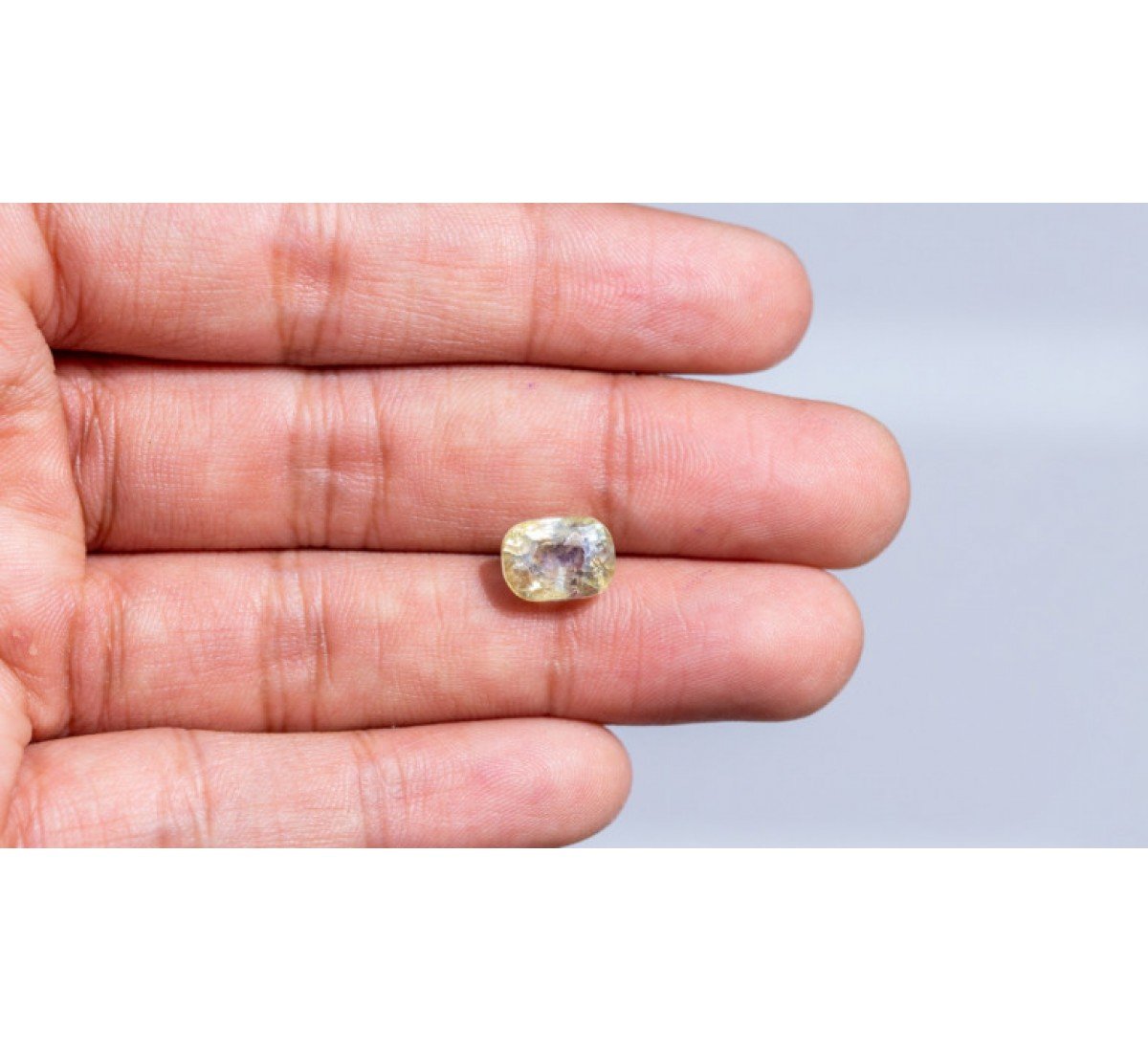Natural Pitambari 6.27 Carat