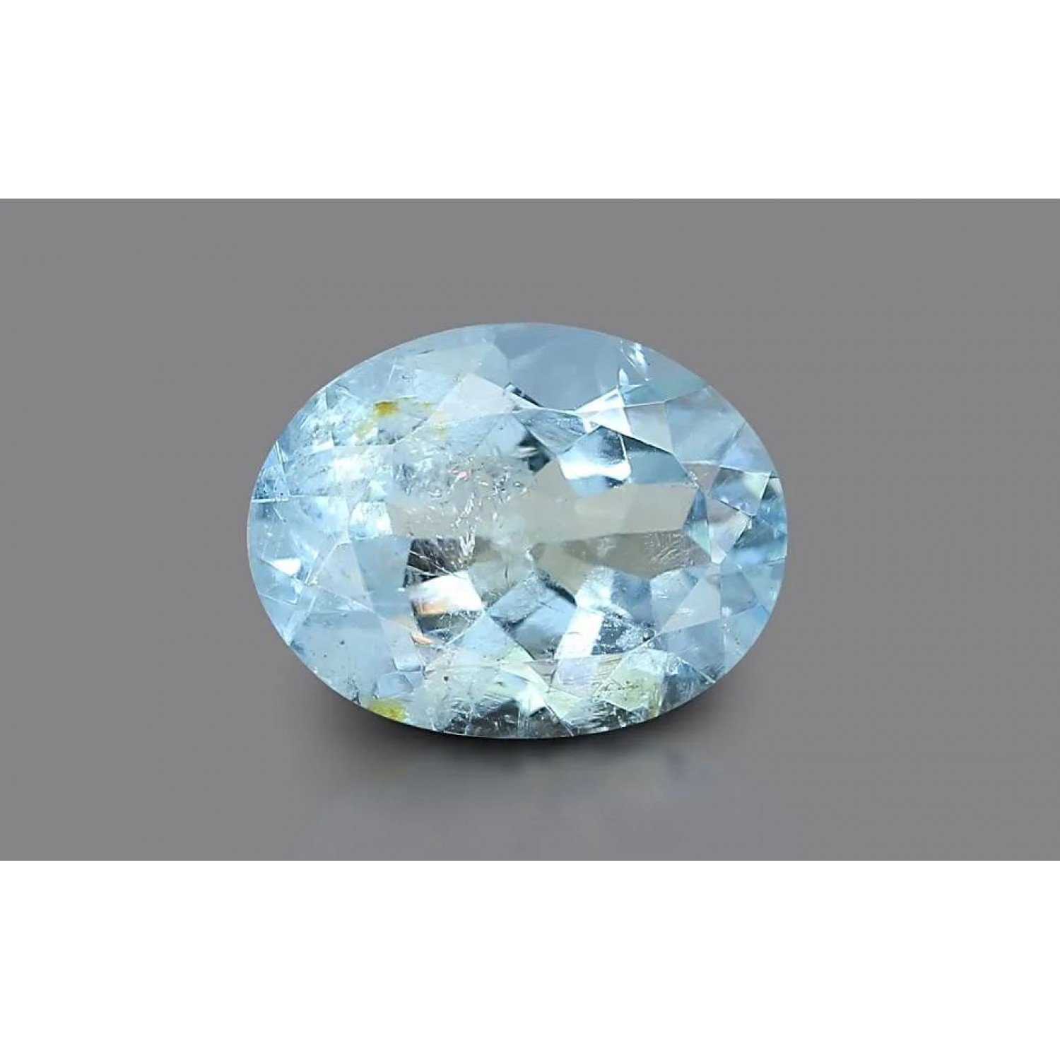 Aquamarine 10X8 MM 2.28 Carats