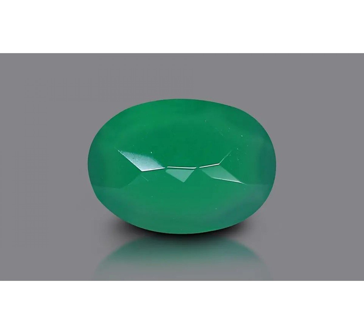 Green Onyx 14X10 MM 4.79 Carats