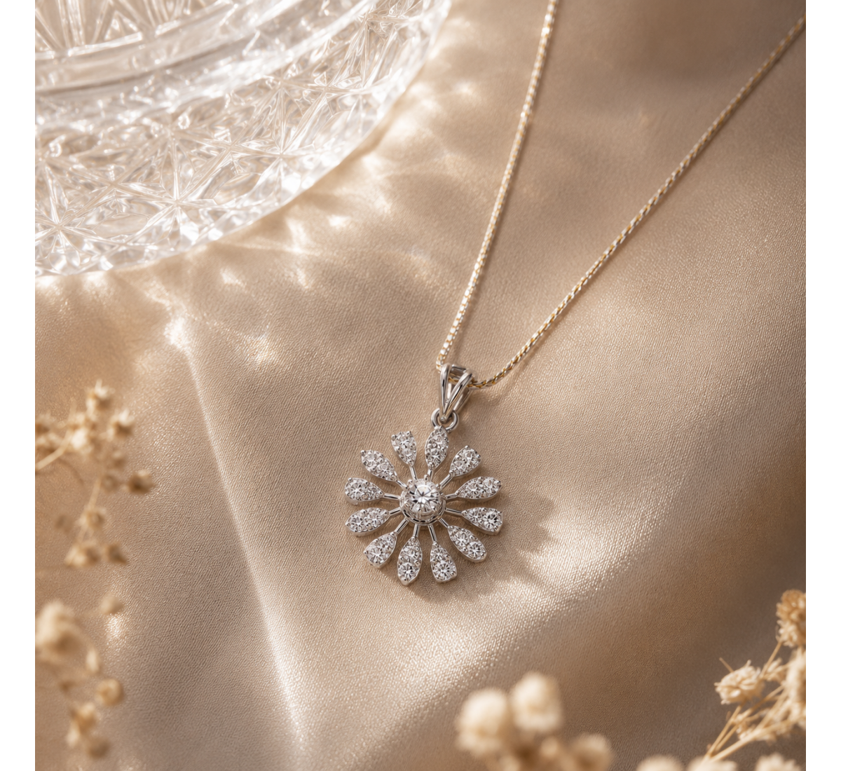 Aaniya Diamond Pendant