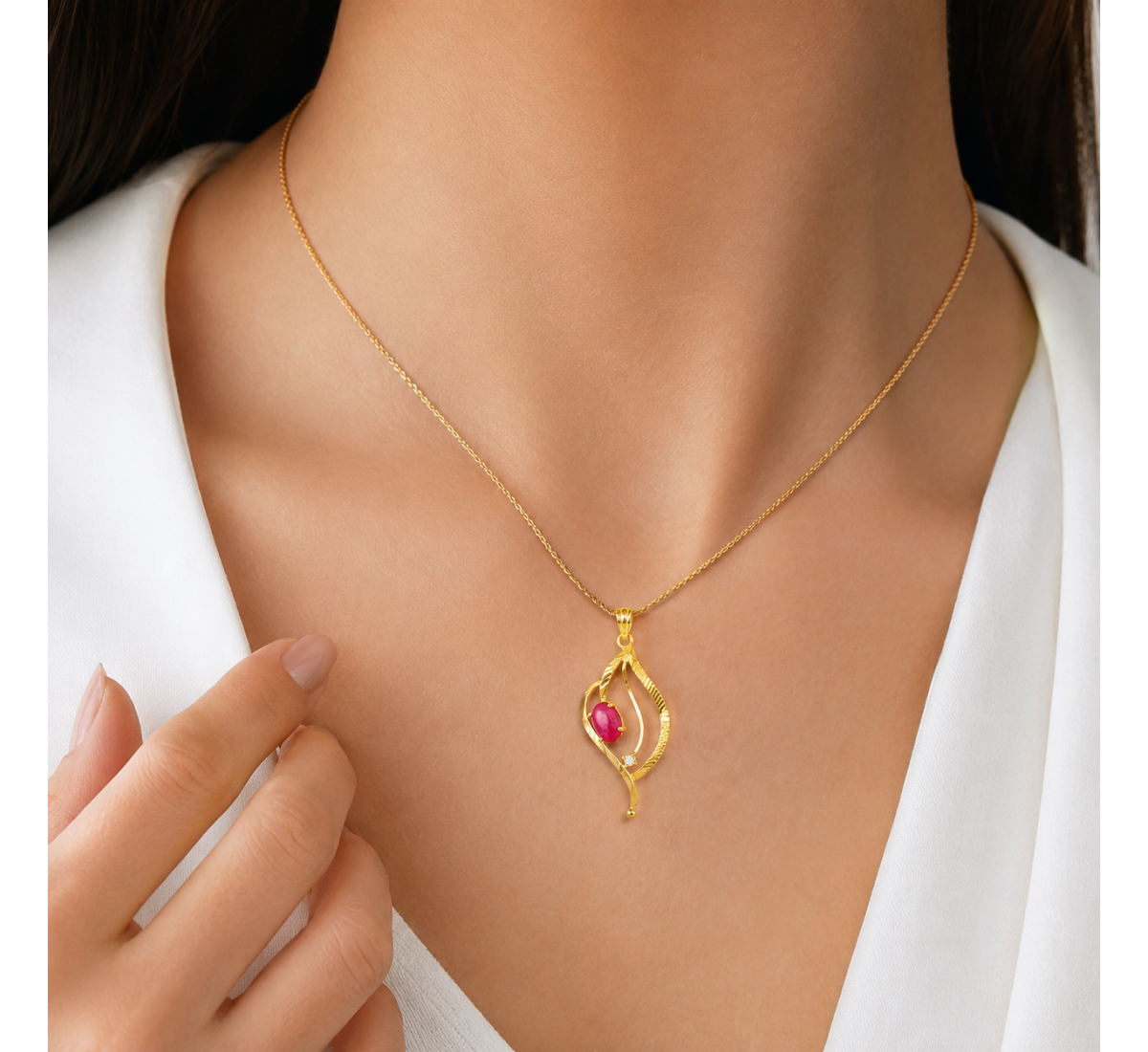 Ailana Pera Diamond Pendant