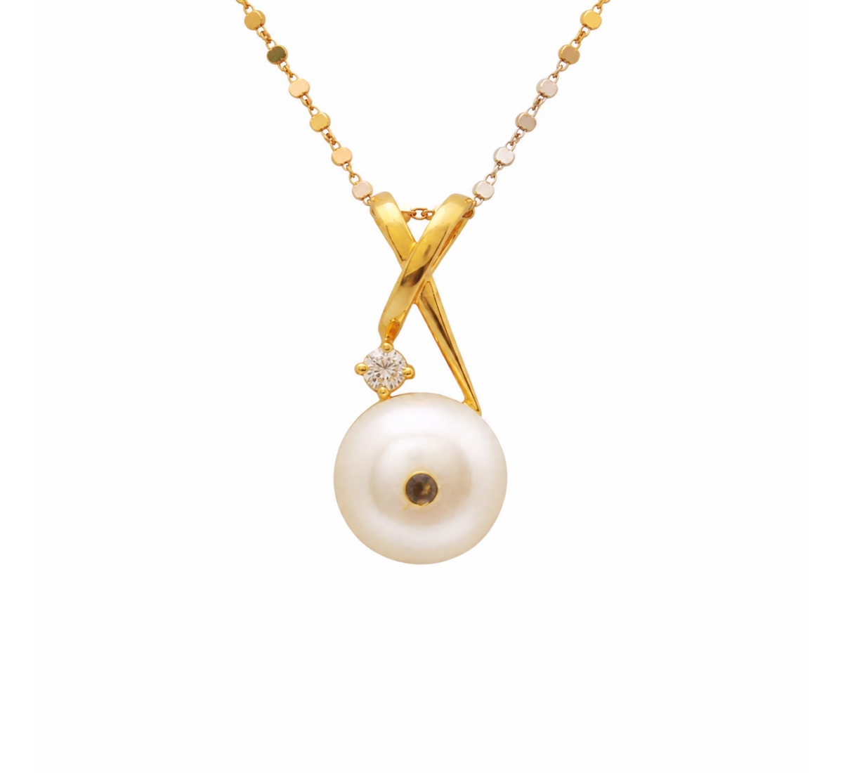 Rhytes Diamond Pendant