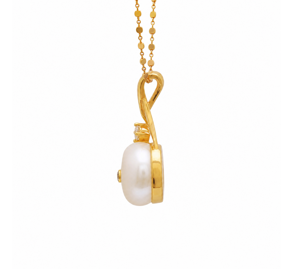 Rhytes Diamond Pendant