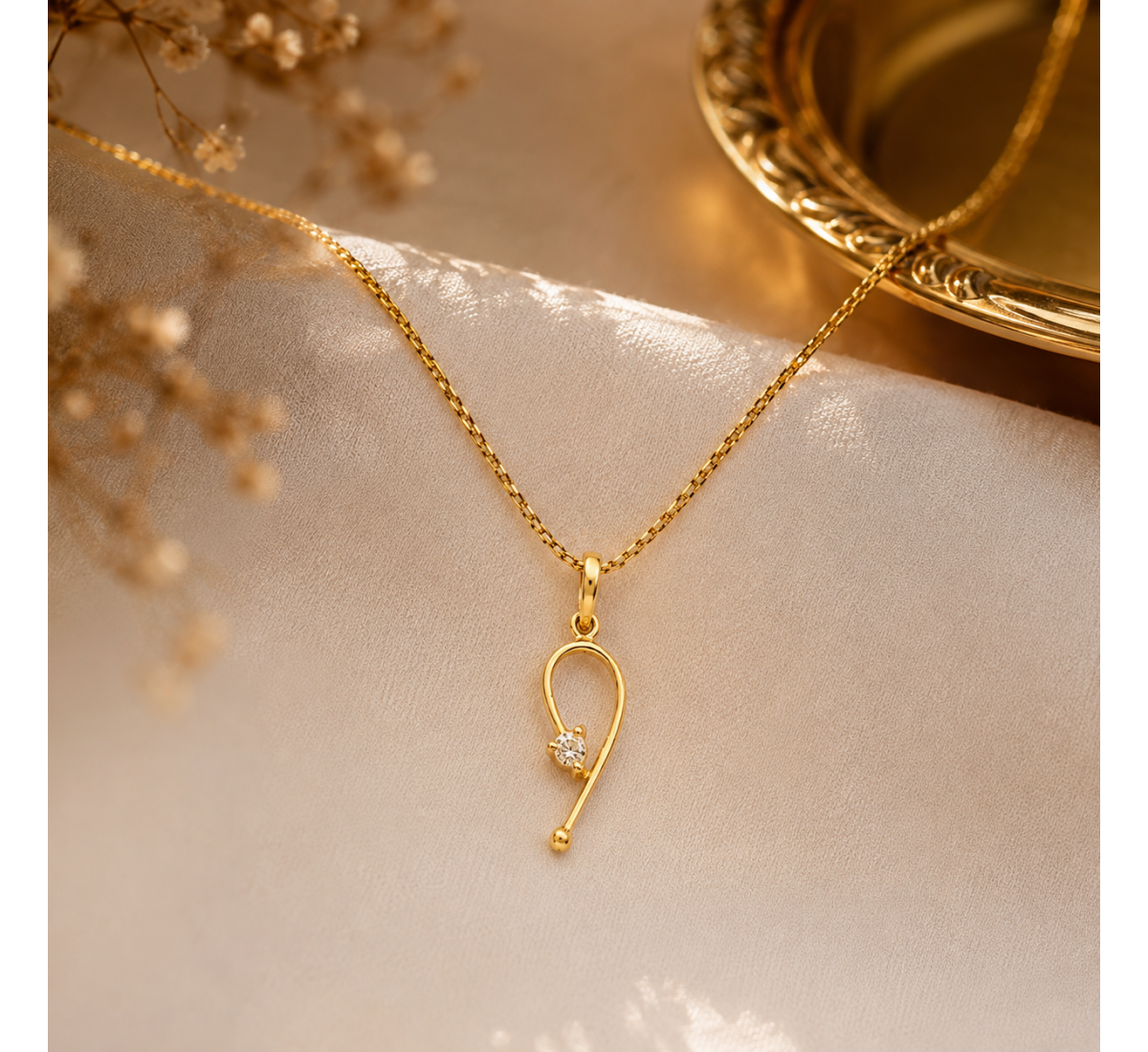 Lattice Diamond Pendant