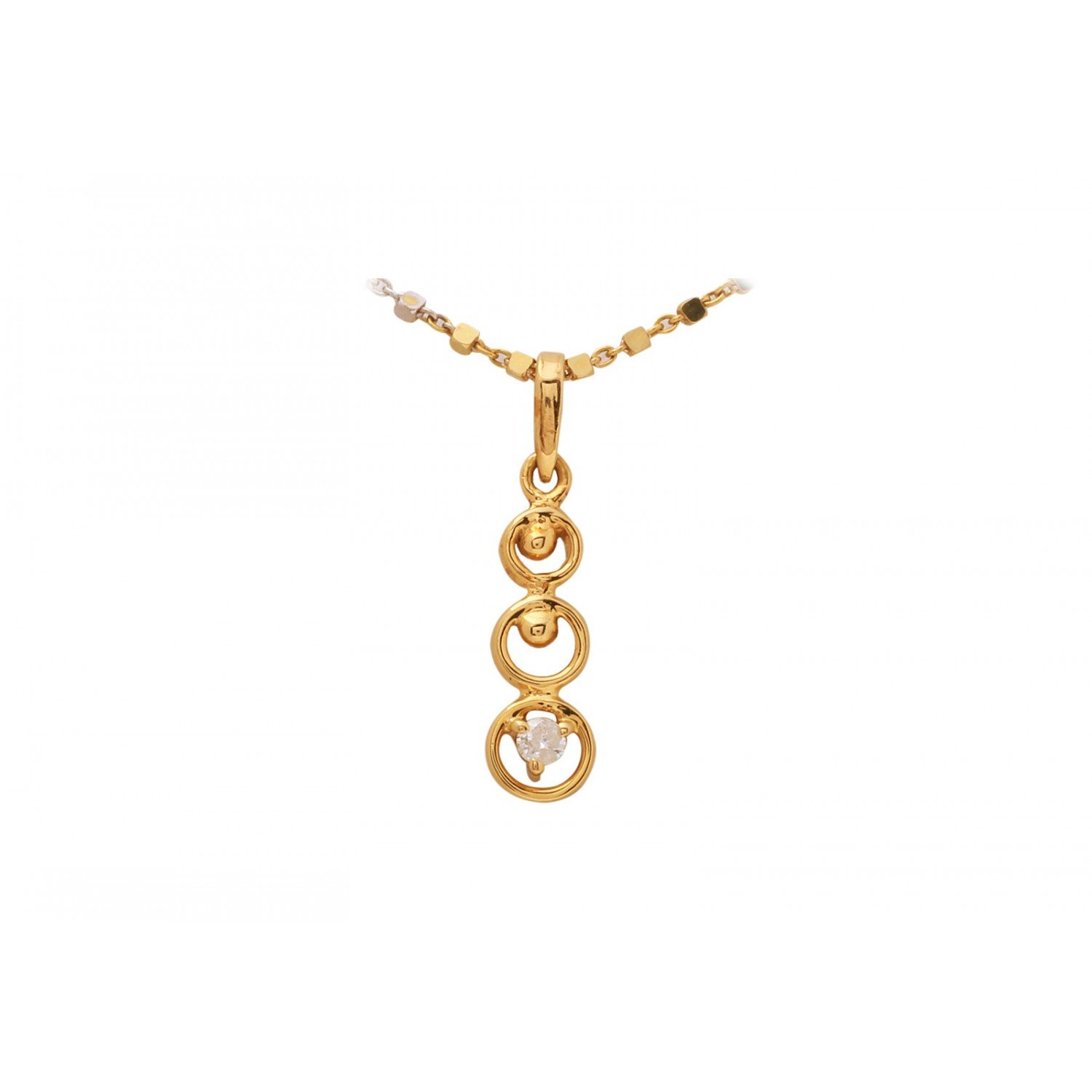 Overlap Queen Diamond Pendant