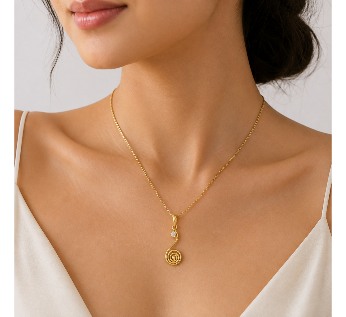 Eva Overlap Diamond Pendant