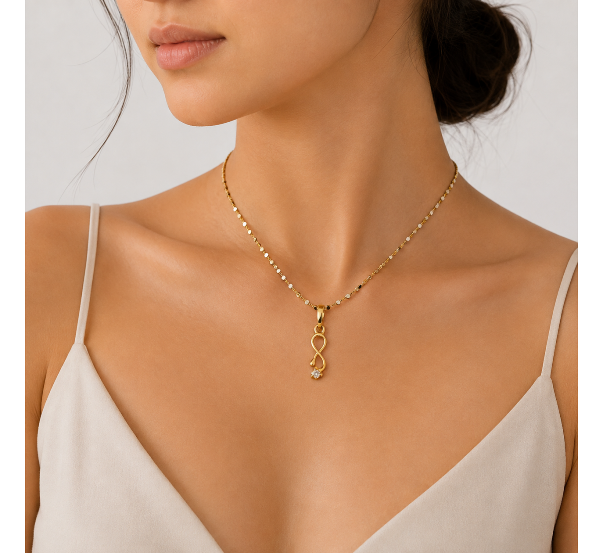 Overlap Diamond Pendant