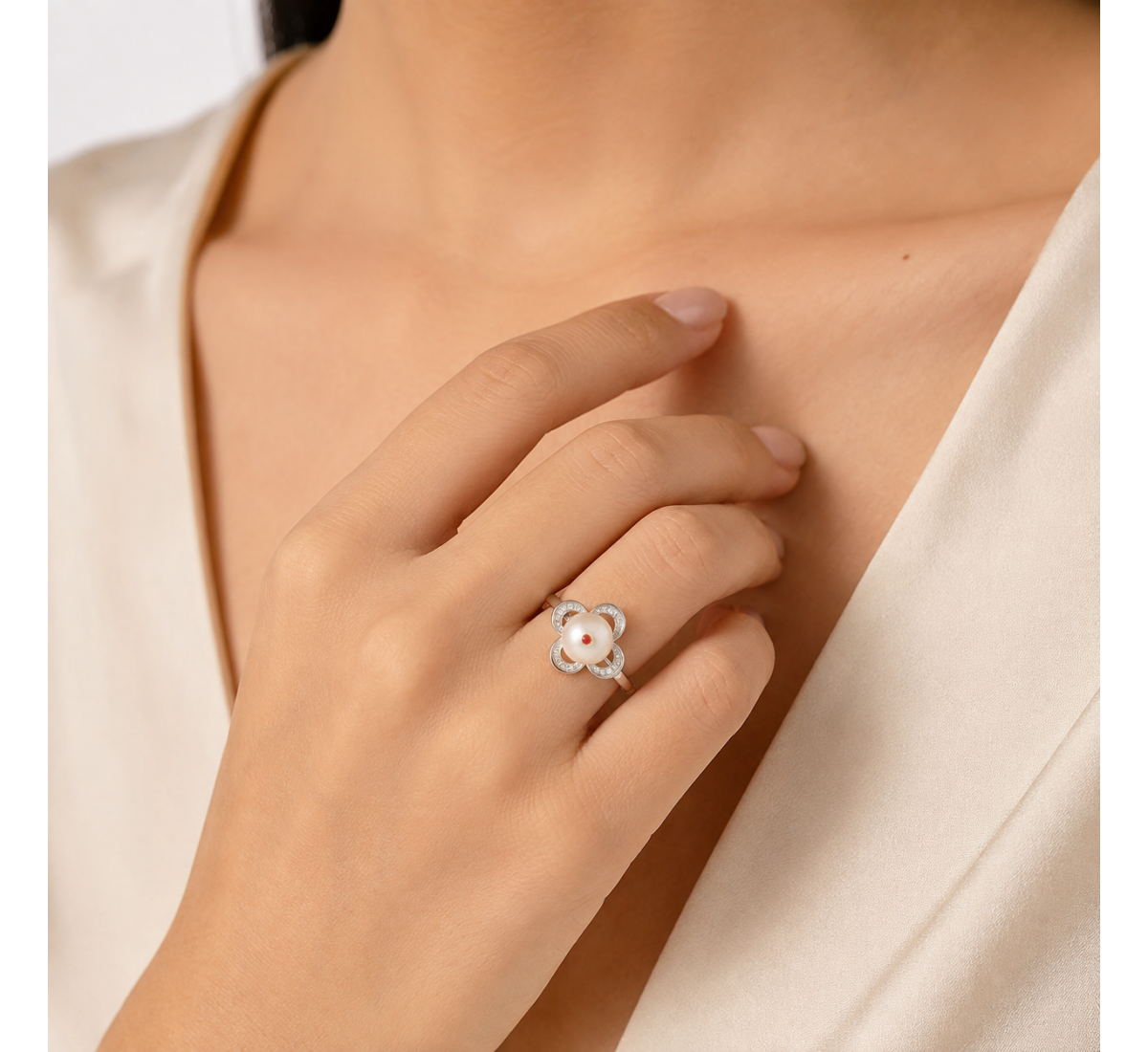 Callie Cygnus Diamond Ring