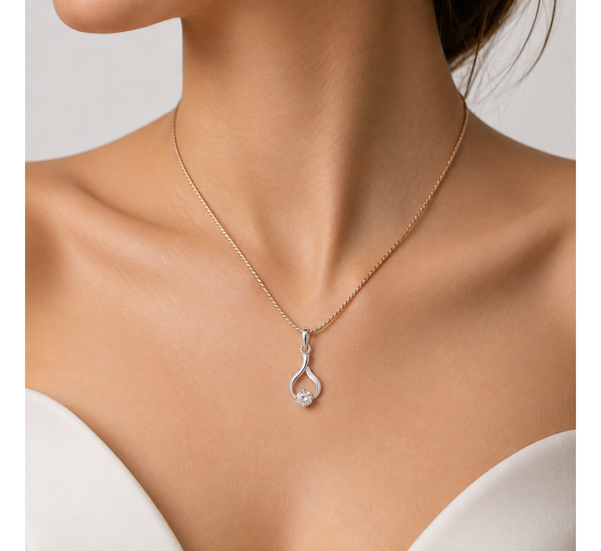Aristocrat Diamond Pendant