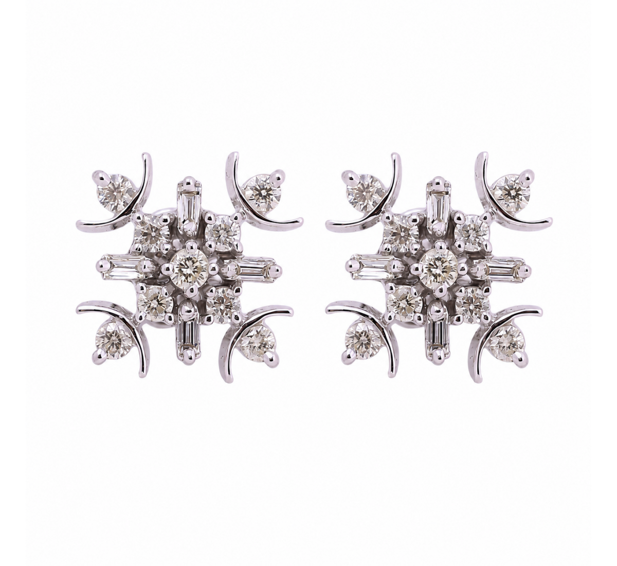 Nofia Stud Diamond Earrings