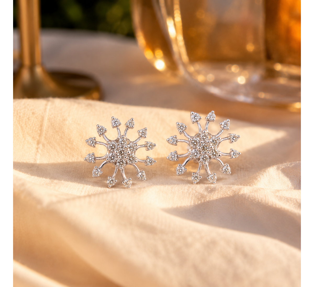 Susku Stud Diamond Earrings