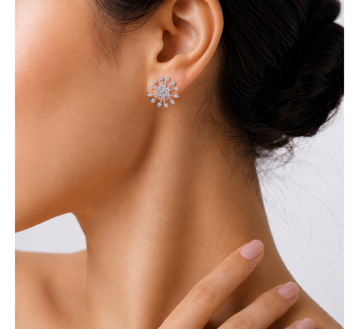 Susku Stud Diamond Earrings