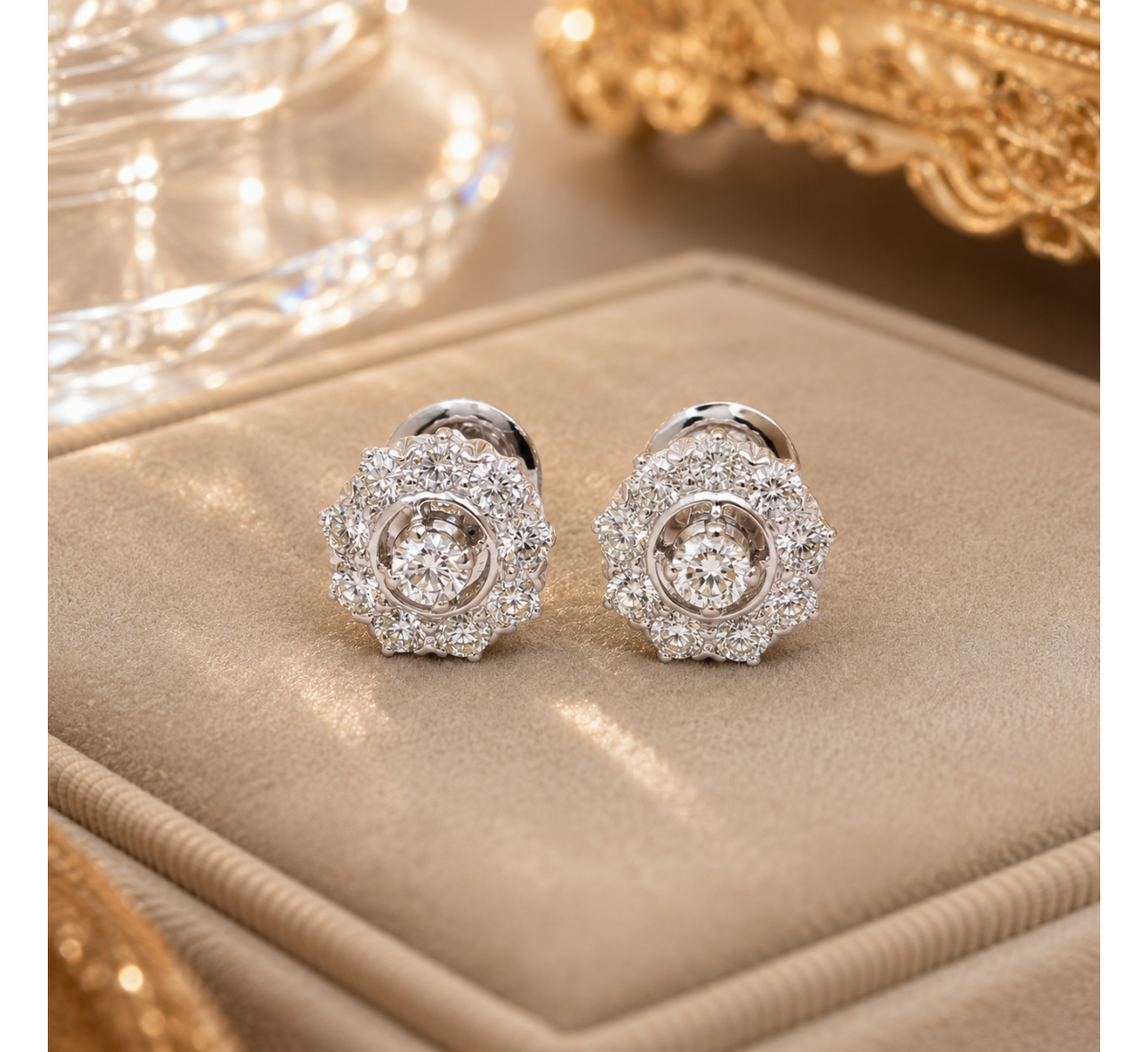 Talas Stud Diamond Earrings