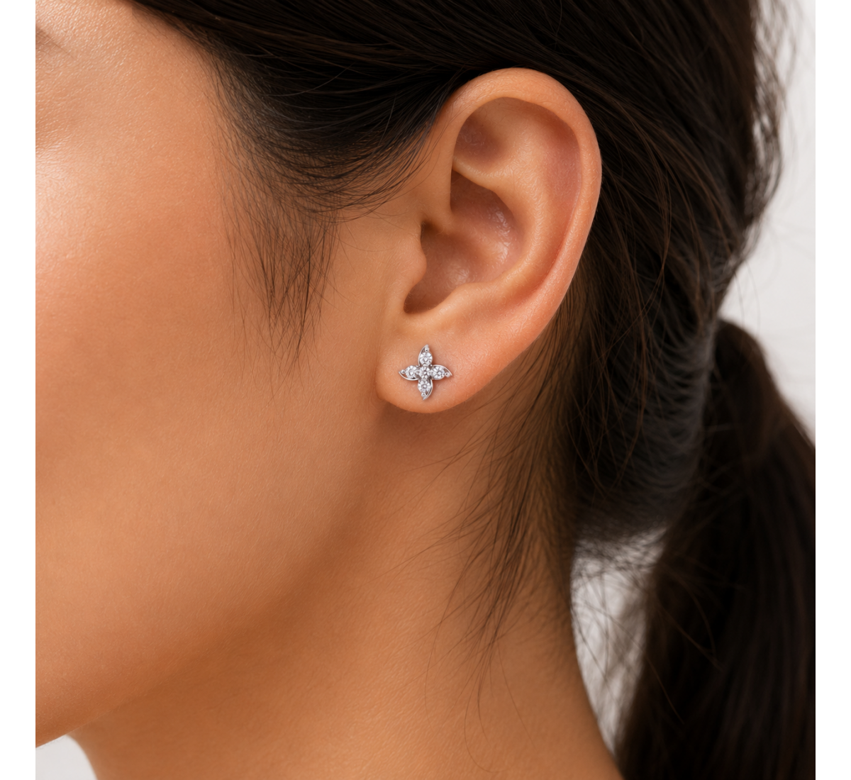 Dhiya Diamond Earrings