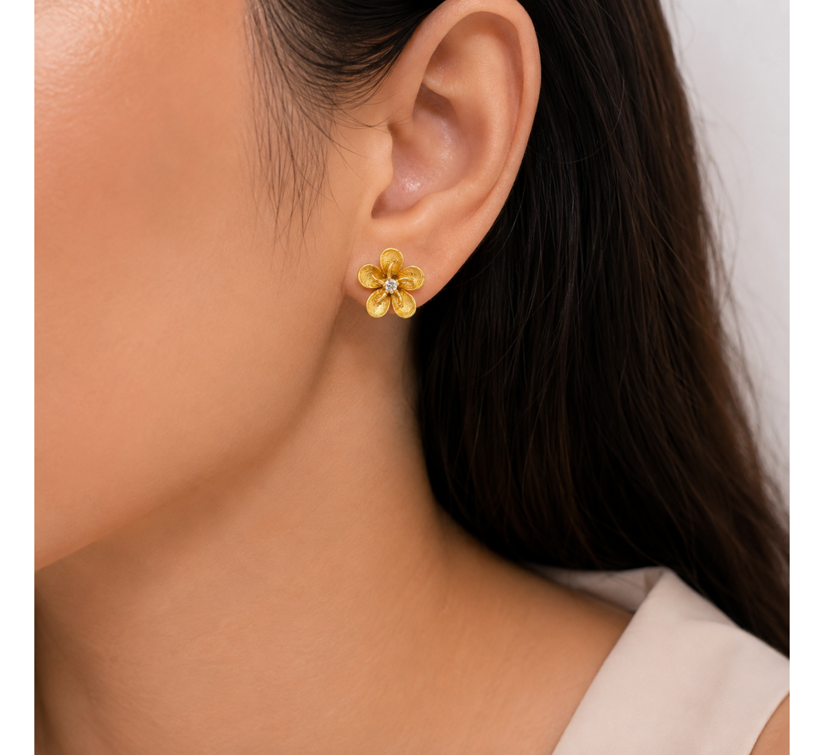 Rua Stud Diamond Earrings