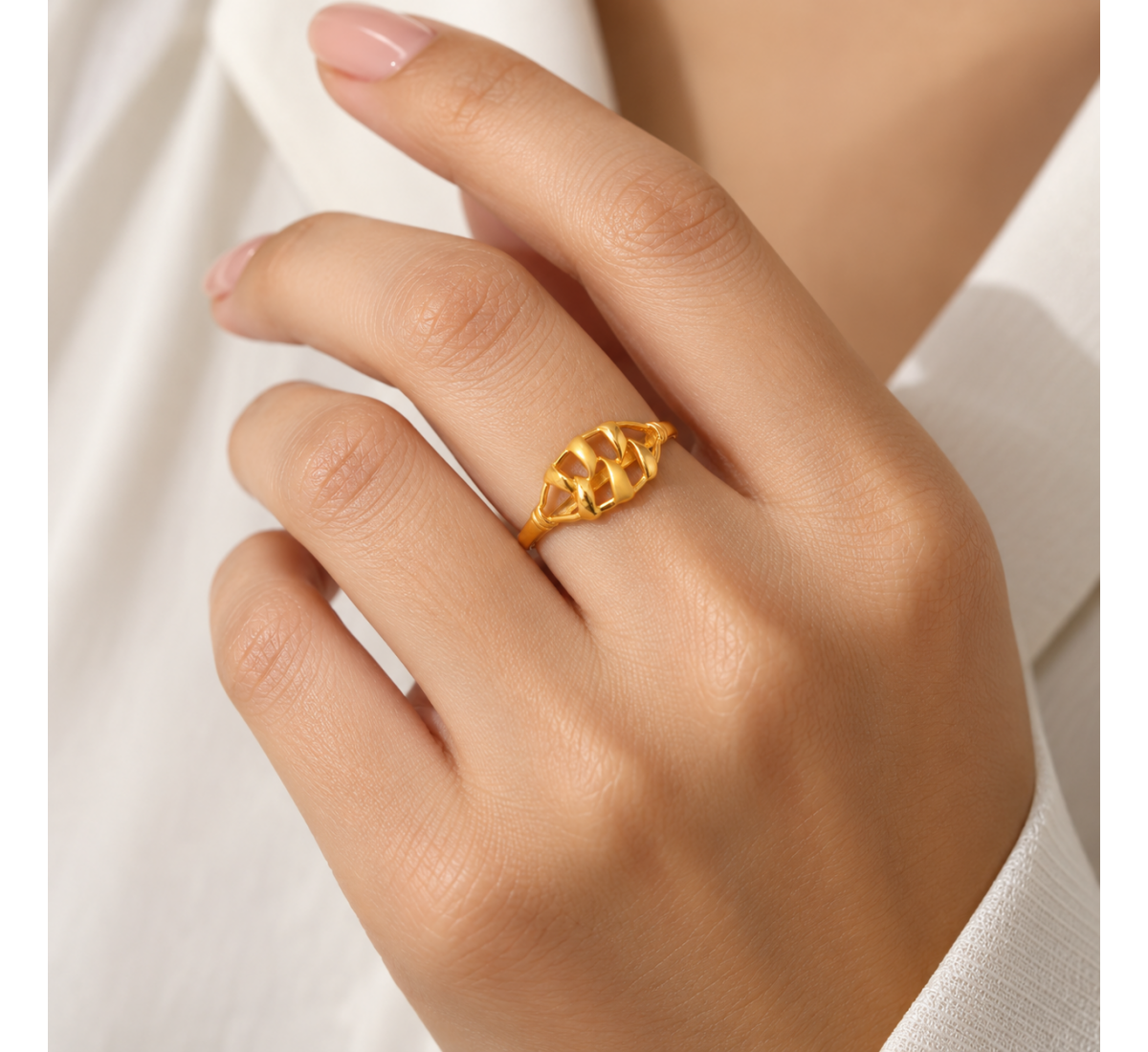 Metro Wheel Gold Ring