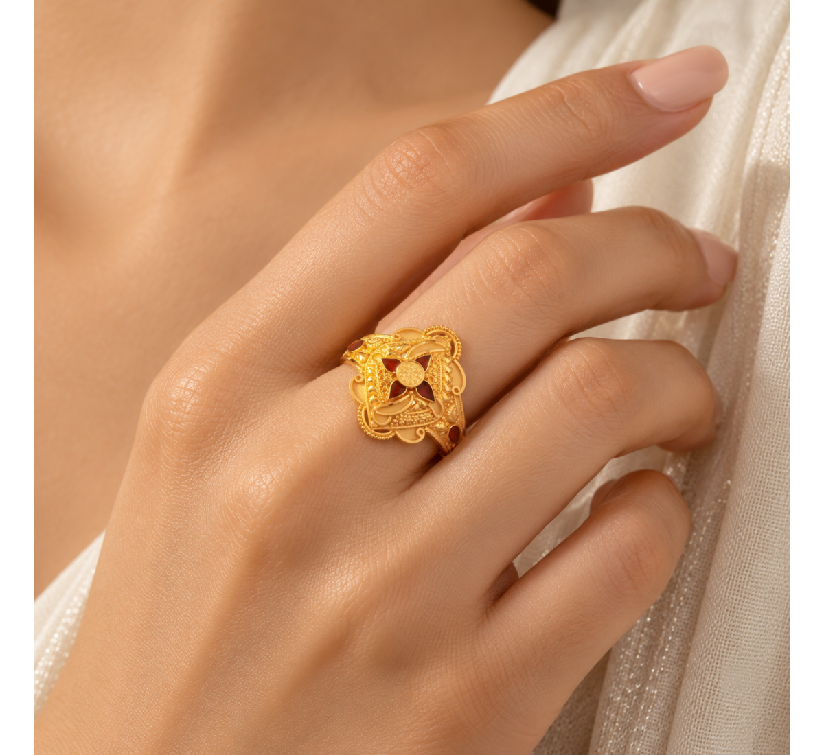 Zoraya Daisy Gold Ring