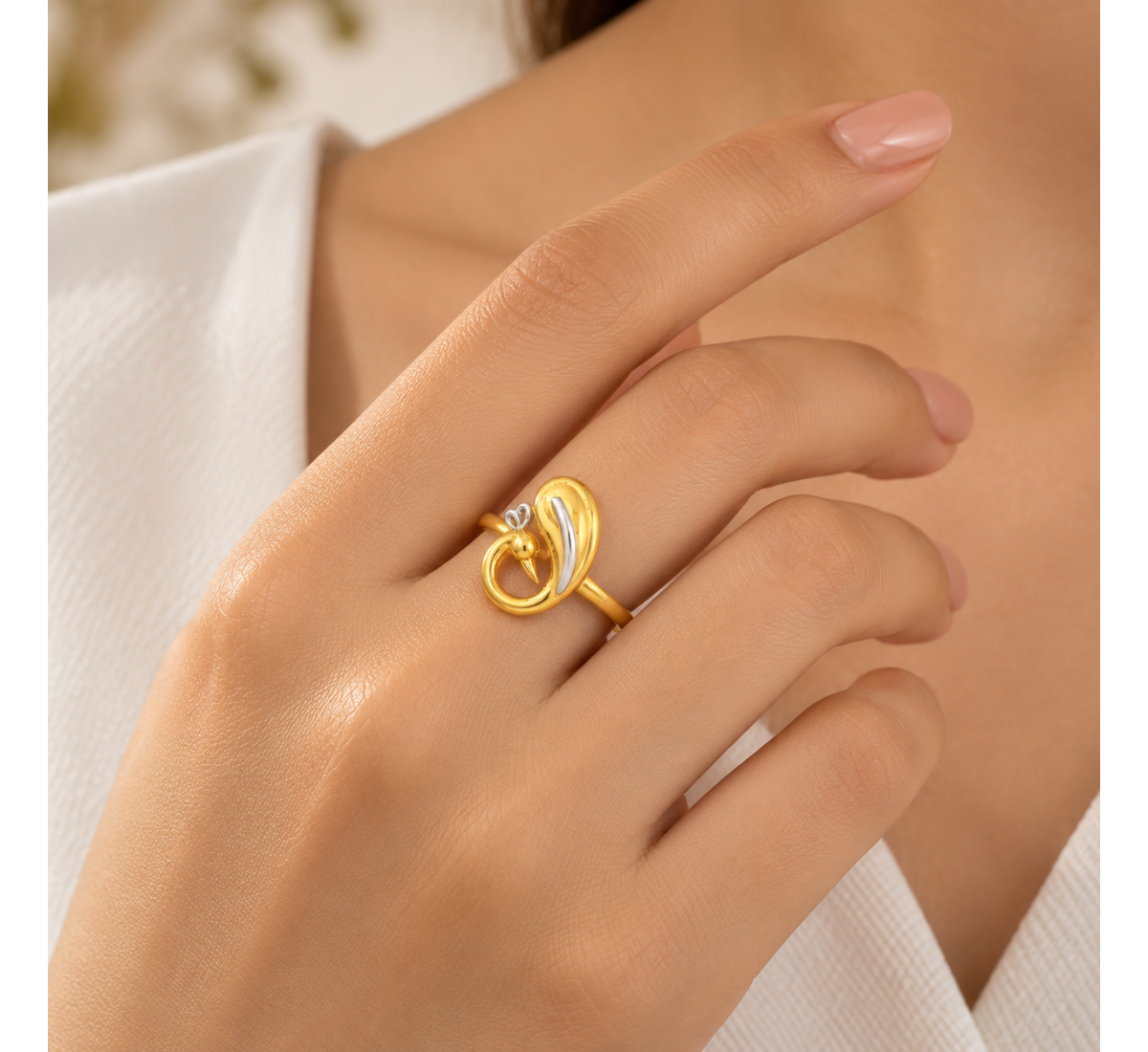 Chirpy Ava Waves Ring