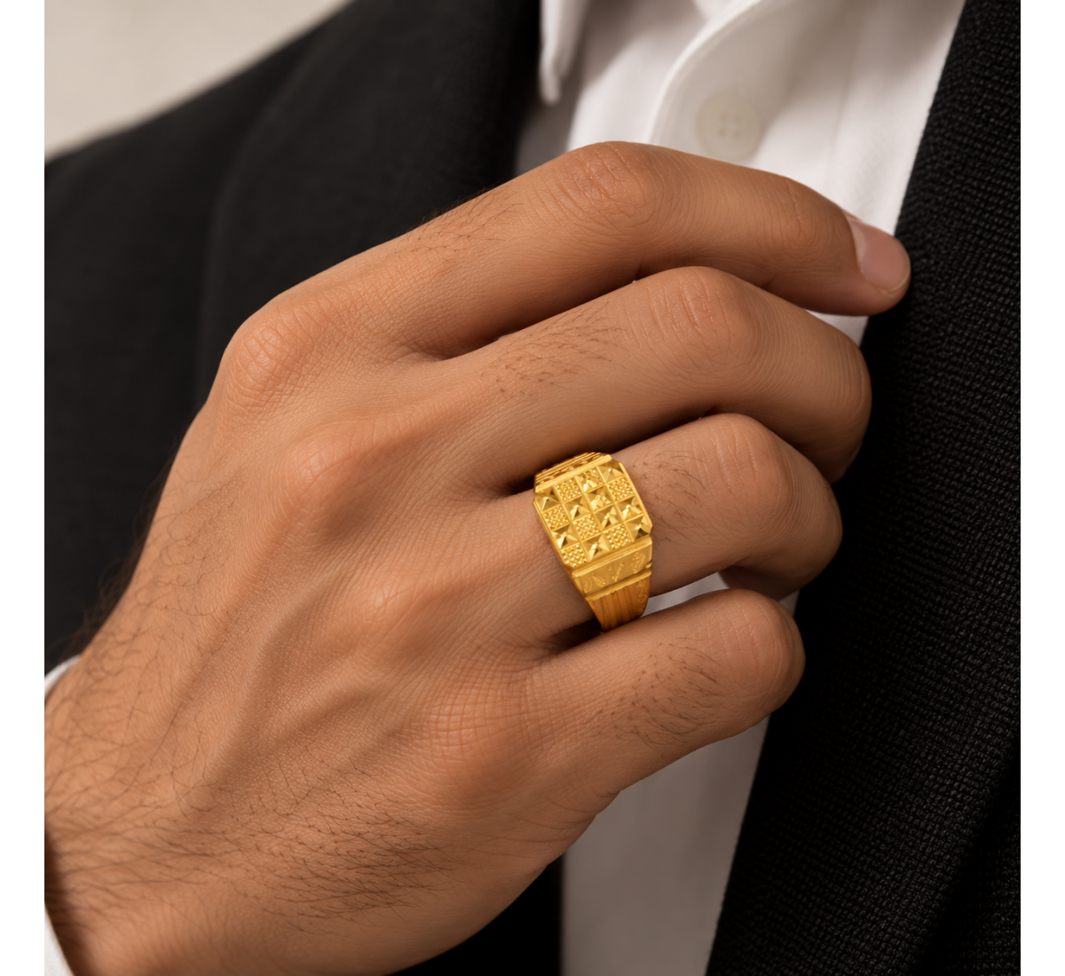 Graca Ala Arrow Gold Ring